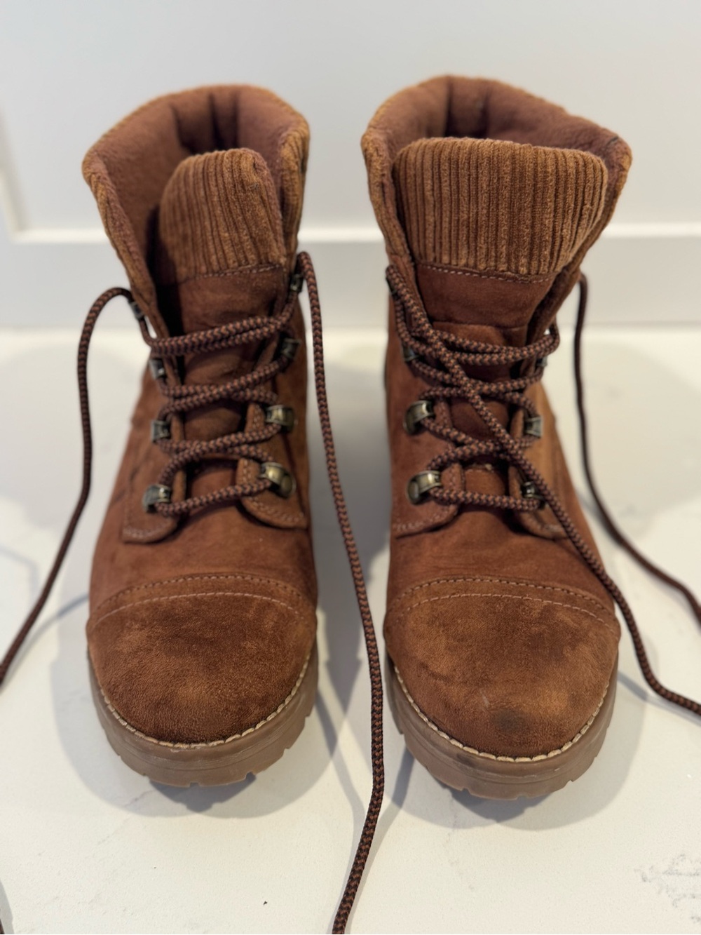 Universal Thread Brown Suede Lace-Up Winter Boots with Corduroy Collar